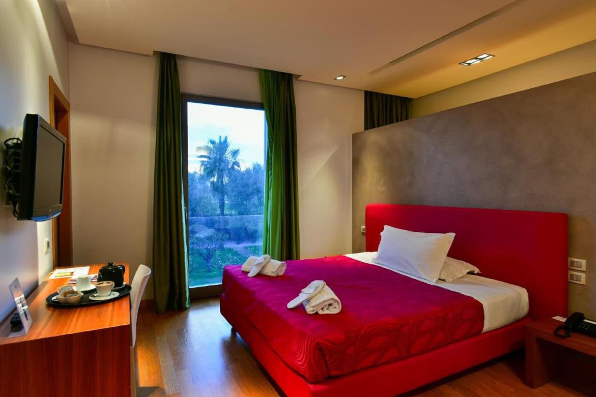 Arthotel & Park Λέτσε Εξωτερικό φωτογραφία