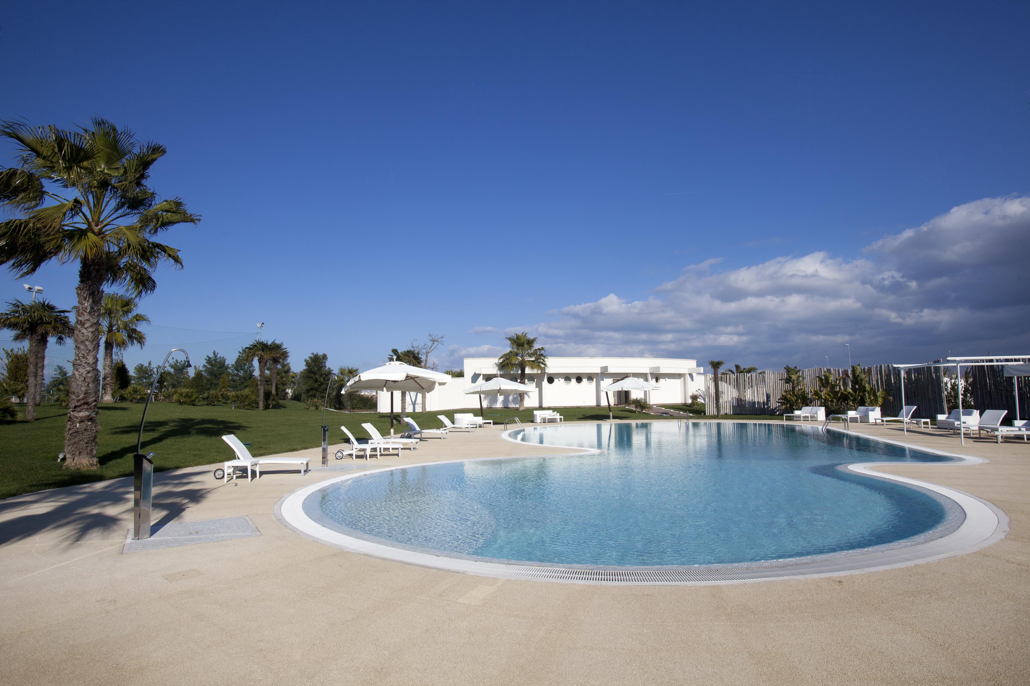 Arthotel & Park Λέτσε Εξωτερικό φωτογραφία